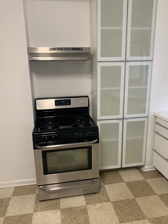 Photo - 4503 1/2 Corday Way