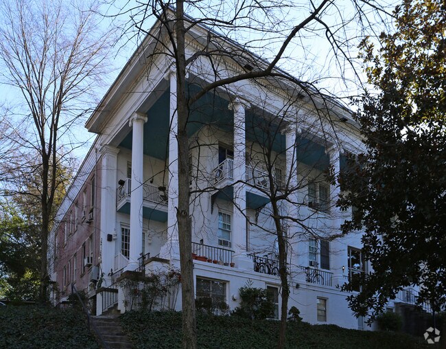 Photo - Peachtree Circle Apartments