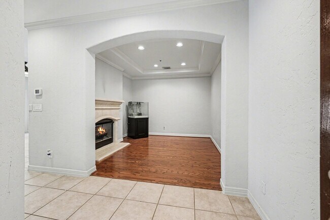 Photo - 4327 Lake Walk Ct