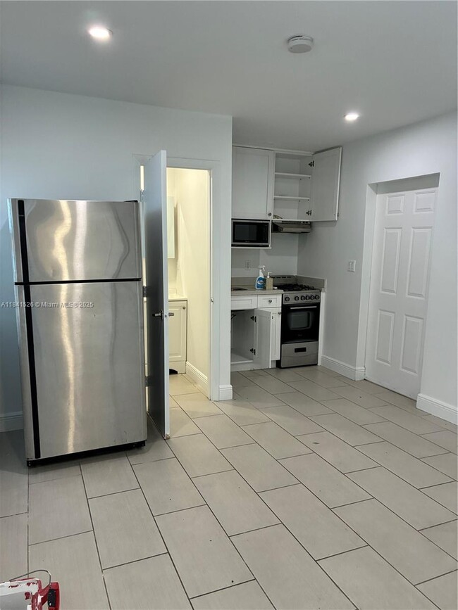 Photo - 1774 SW 11th St Unit 1