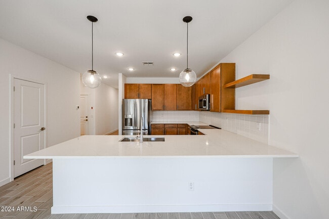 Photo - 7811 N 79th Dr