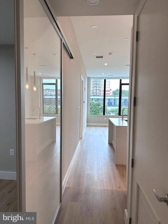 Photo - 801 N Fairfax St Unidad 214