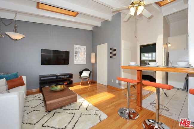 Photo - 313 Mildred Ave Unit 15