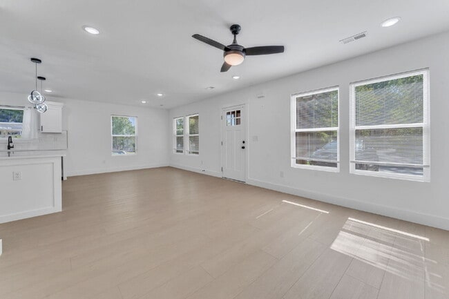 Photo - Updated 3BR/2BA Home with Fully Fenced Yard & Bonus Storage Shed! $1,625/mo rent