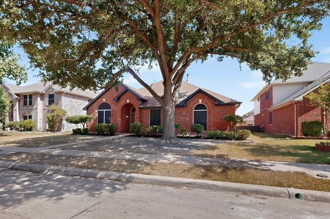 7314 Gillon Dr