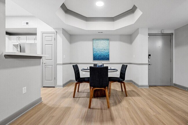 Photo - Where Style Meets Sophistication! Unidad CSTW