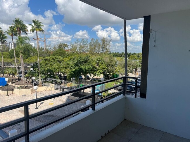 Photo - 500 Three Islands Boulevard Unit M16