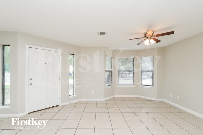 Photo - 2920 La Estancia Ln