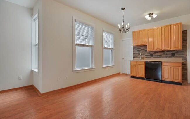 Comedor abierto - 394 Woodlawn Ave