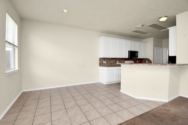 Building Photo - 139 Benedict Canyon Loop