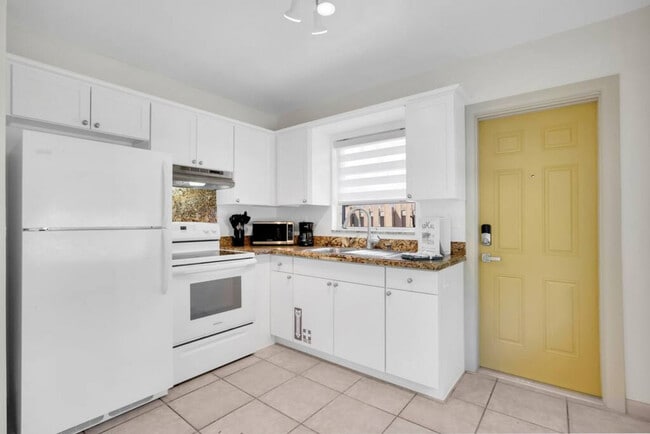 Photo - 1850 SW 24th St Unidad ID1254557P