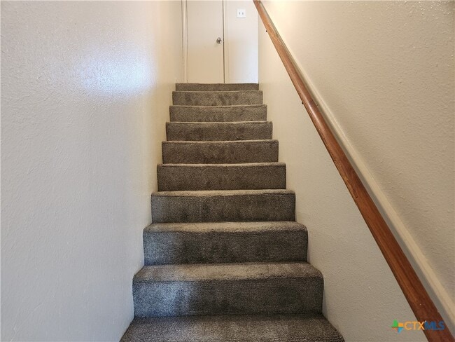 Building Photo - 904 C Ticonderoga Dr