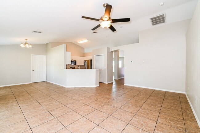 Photo - 2310 SW 4th Ct