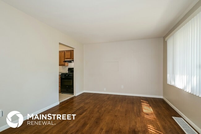 10117 Crown Point Dr