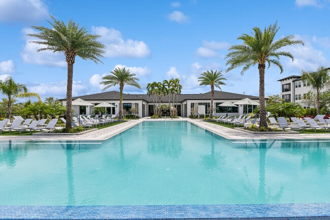 Building Photo - Ascend Nona West