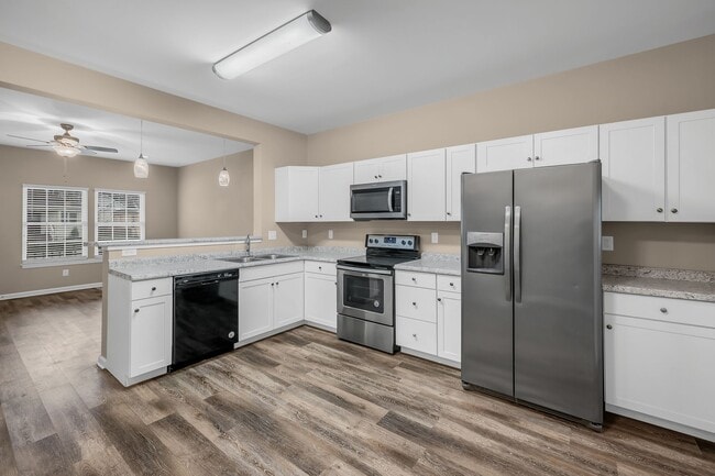 Photo - 1911 9th Ave N