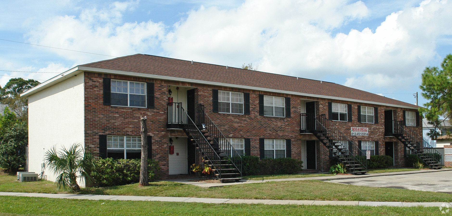 Maingate Apartments - Maingate Apartments