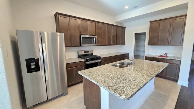 Photo - 3029 Hollybrook Ln