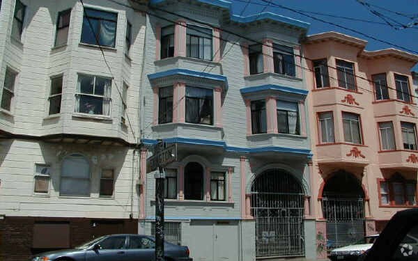 Photo - 70 Sycamore St