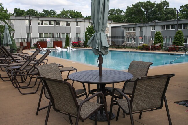 Photo - 1900 Richard Jones Rd Unit R2 Green Hills Condo
