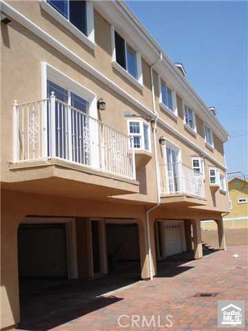 Building Photo - 1519 W 208th St Rental