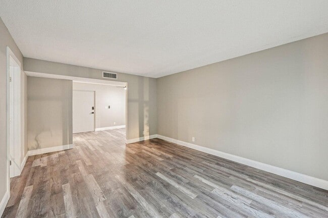 Photo - 460 NW 20th St Unit 1110