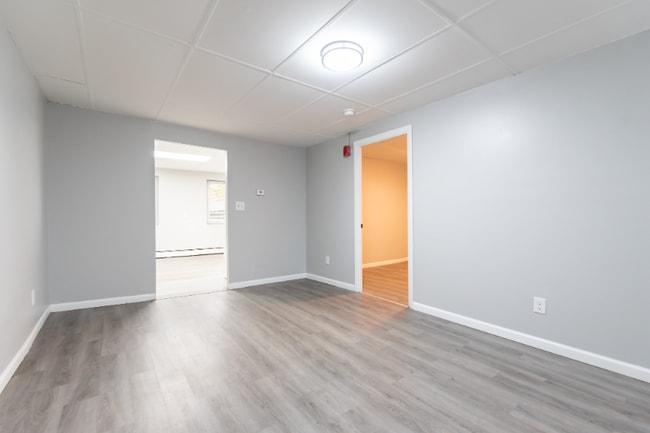 Photo - 656 N Main St Unit 1R