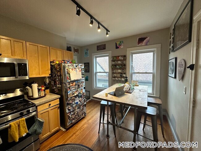 Photo - 9 Medford St Unidad 3