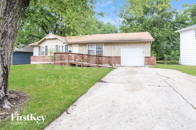 Photo - 6900 E 85th Terrace