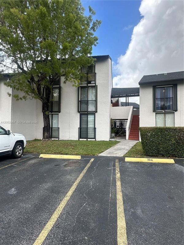 Photo - 6795 SW 132nd Ave Unidad 203