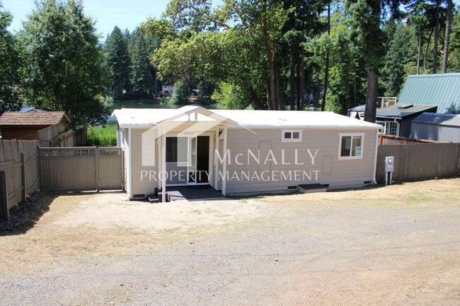 Photo - Lakefront Living in Lakebay