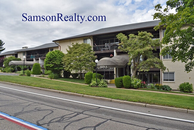 Photo - 400 Narragansett Pkwy Unit EI3