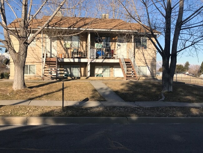 Photo - 303 N 1st St House