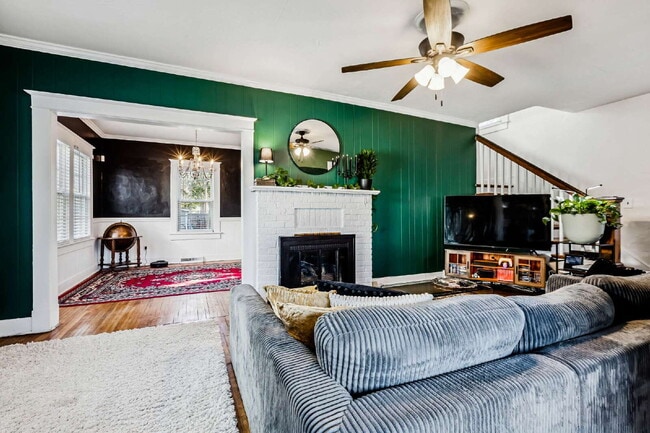 Photo - 102 Pear Ave