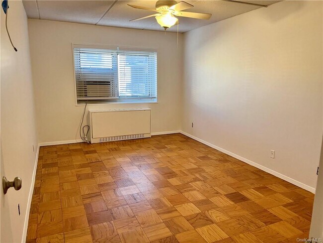 Photo - 470 Halstead Ave Unit 5L