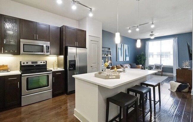 Building Photo - 9584 Eden Rd