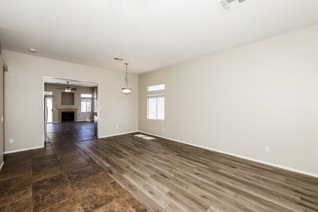 Photo - 2310 Panther Pl