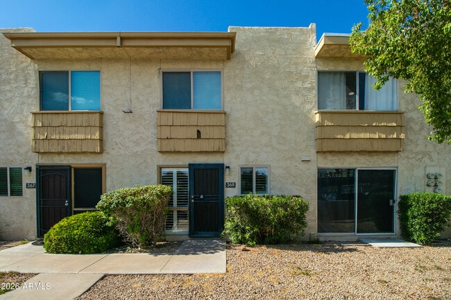 Building Photo - 4600 N 68th St Unit 368