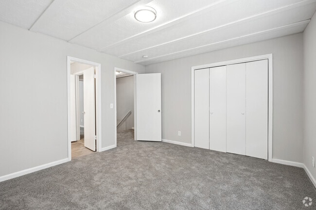 2BR, 1.5BA - 1,150SF - Primary Bedroom