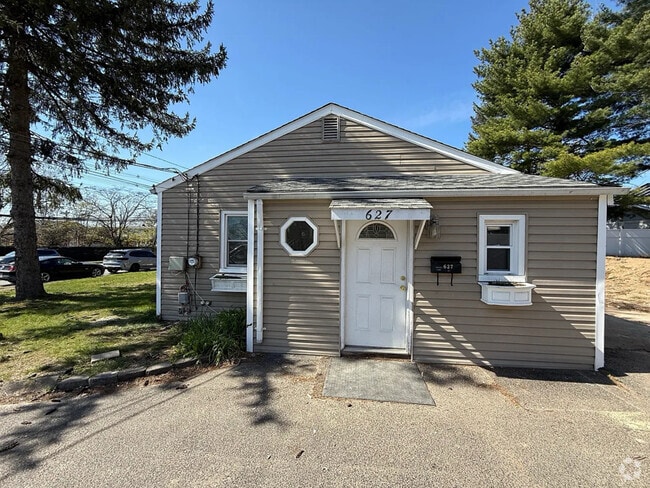 Building Photo - 627 Mola Blvd Rental