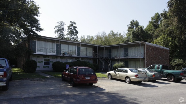 Primary Photo - Secret City Apartments