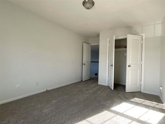 Photo - 8039 Brooks Crossing Dr