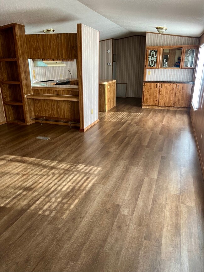 Photo - 121 Stonebridge Trl