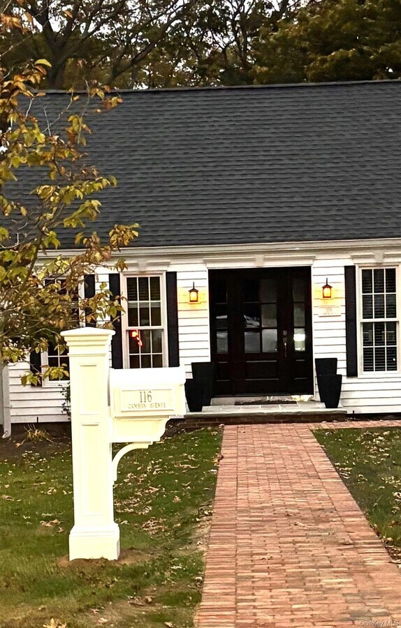 Photo - 116 Cambon Ave