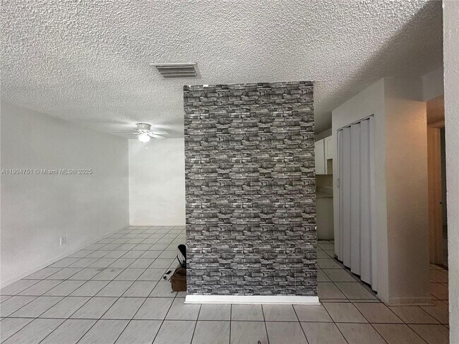 Photo - 5313 NW 23rd St