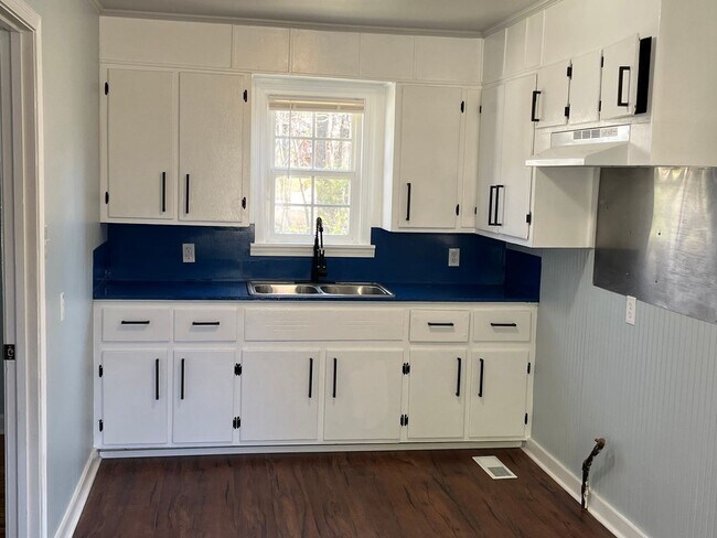 Photo - 301 Bellanti Cir