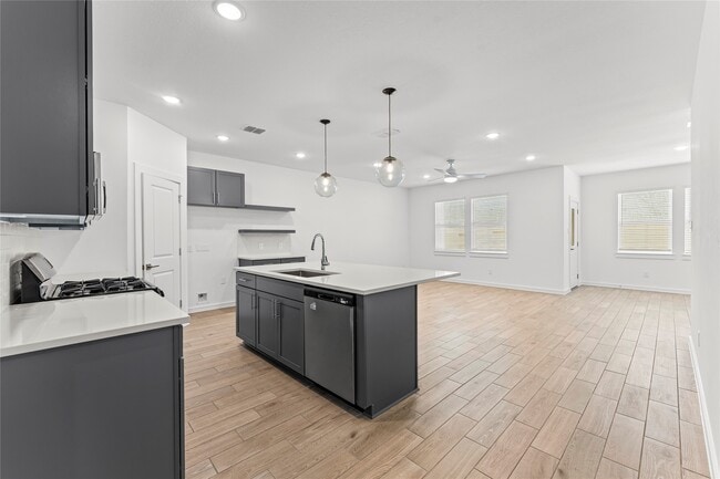 Photo - 4719 Bay Vista Dr