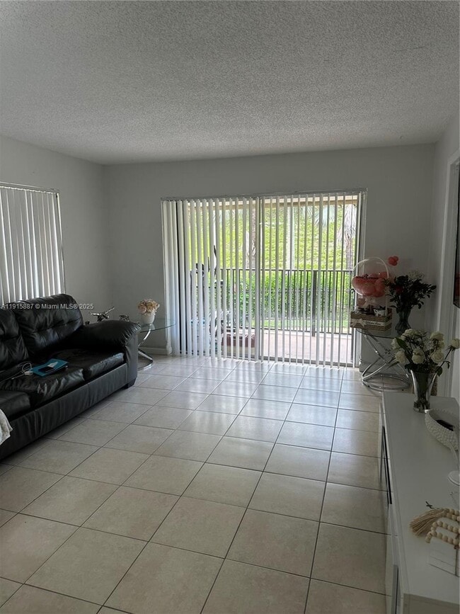 Photo - 10511 SW 108th Ave Unit 287