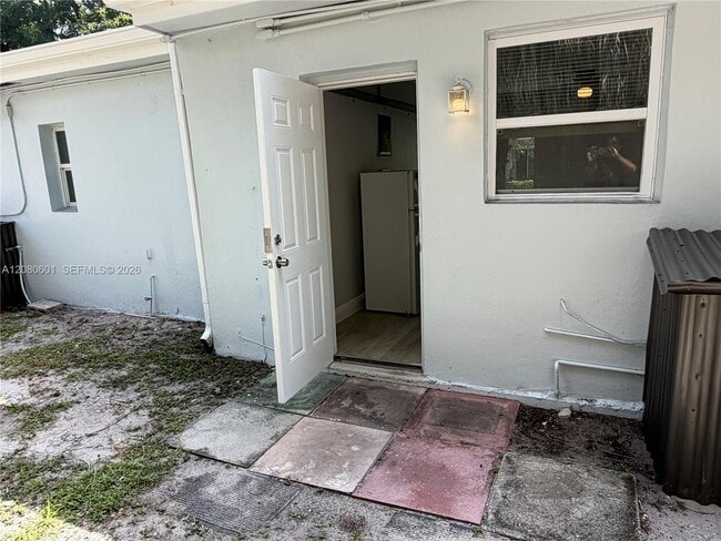 2803 NE 6th Ln Unit 2803
