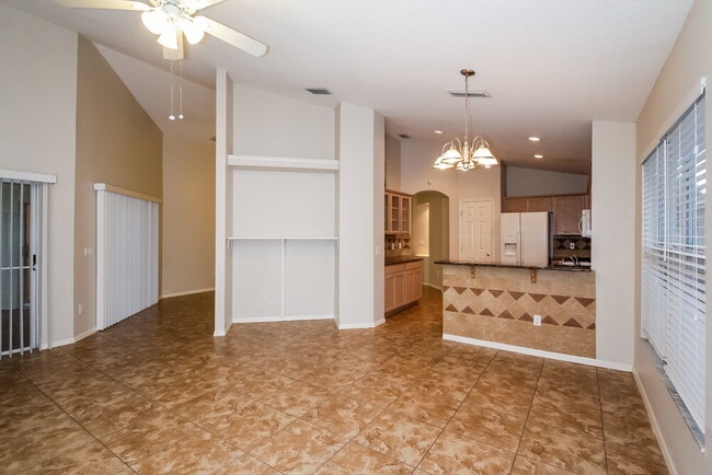 Photo - 6752 Waterton Dr